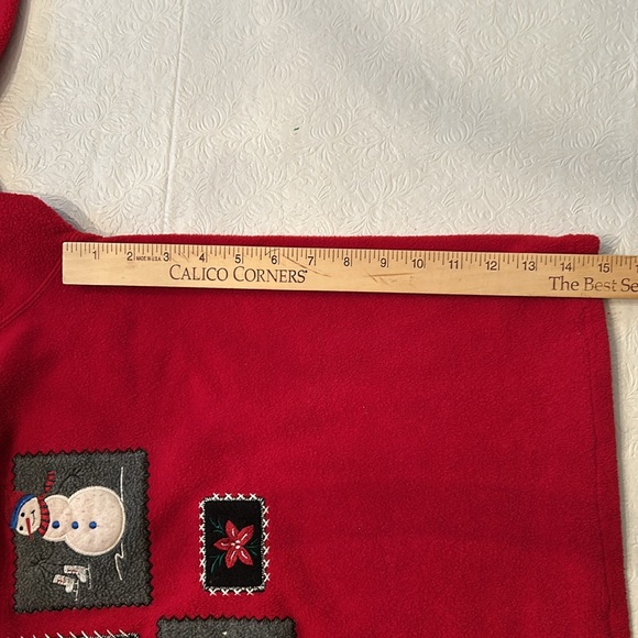 Ugly Christmas Sweater - Picture 5 of 9